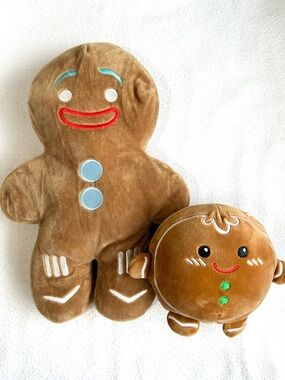 4/$20 Gingerbread Man “Gingy” from Shrek Stuffed Plushie with Cookie Friend